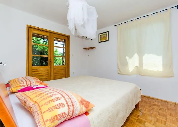 House Renato Ivan Dolac